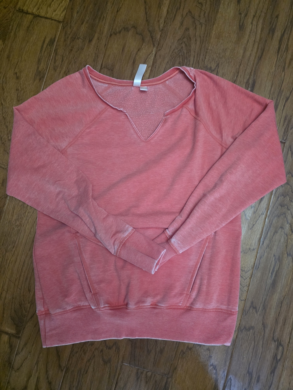 GreenTea Coral V-Notch Pullover Sweatshirt
